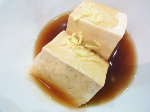Using Nigari powder as a coagulant produces a tofu with a smooth and tender texture.