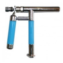 No traditional picnic or party keg system is complete without this stainless steel pluto style beer gun  This beer gun
comes with a barb that fits all standard beer line (4mm-6mm ID).